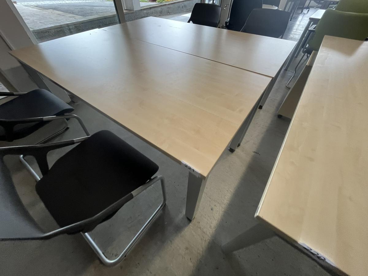 2 Stück Besprechungstische je ca. 180/80 cm