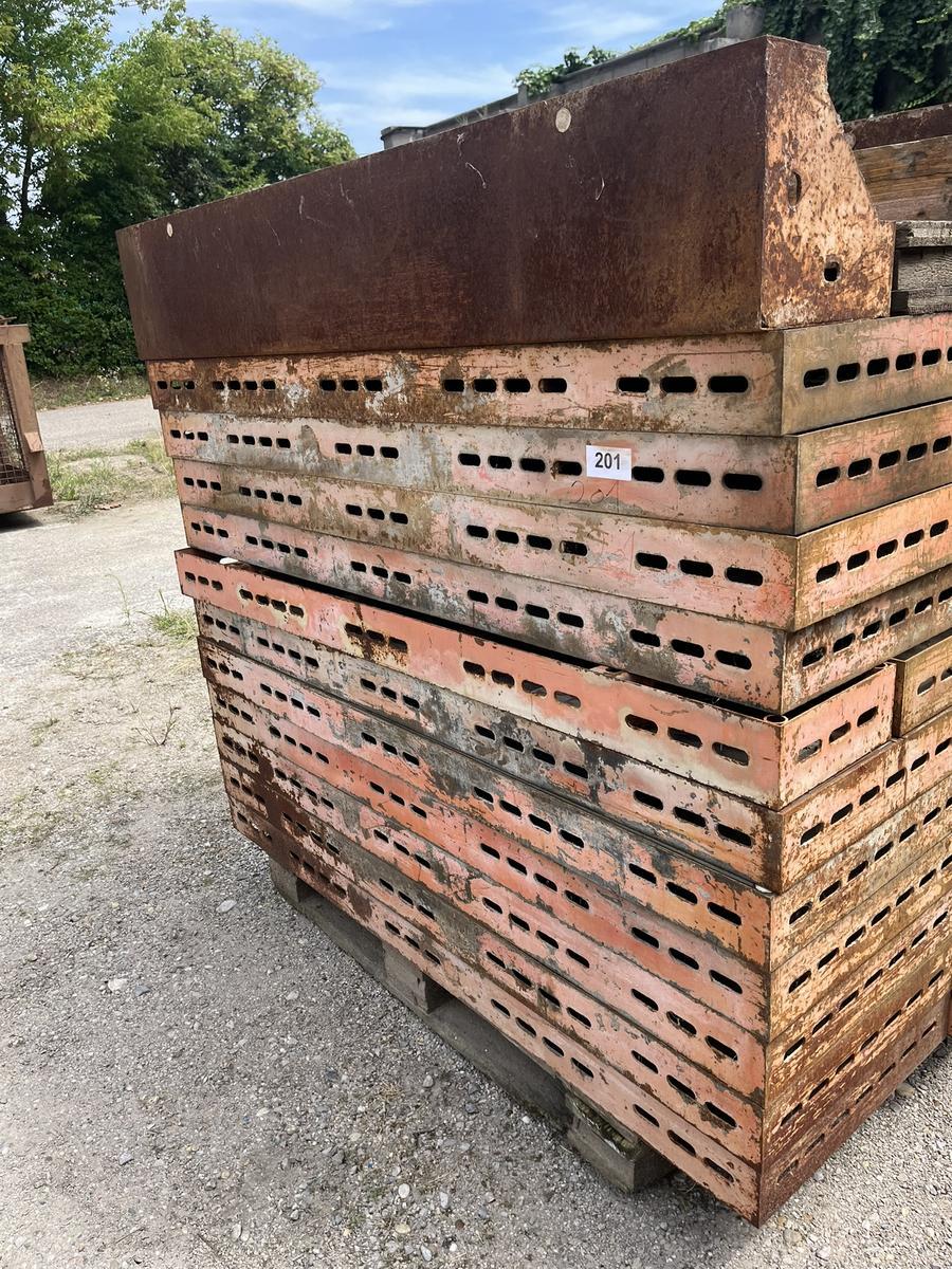 Posten Stahlschalungselemente mit Zubehör - siehe PDF Liste