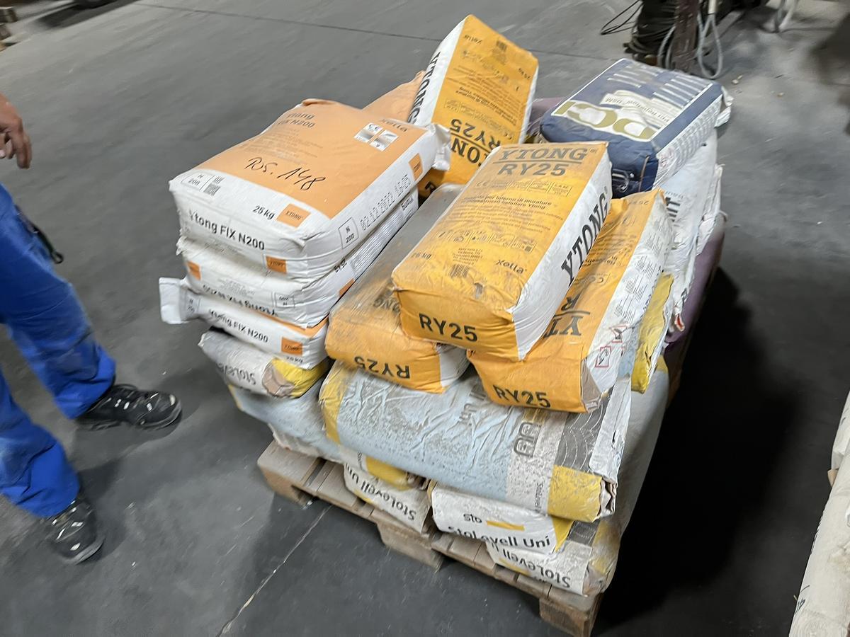 1 Palette YTONG RY 25 - Fix N 200- Sto Levell gemischt?d=2025-10-29 13:42:27