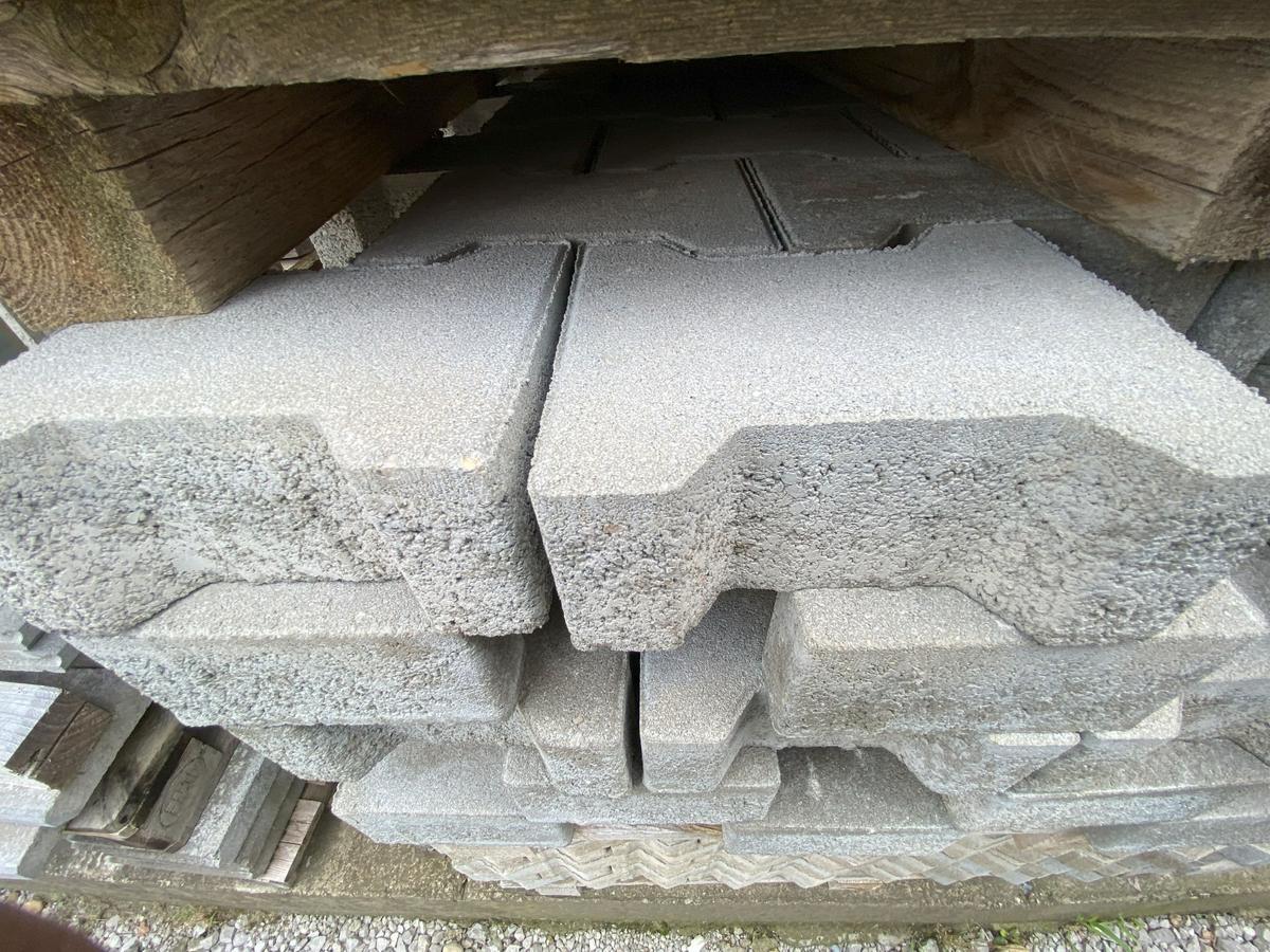 ca. 5m2 Pflastersteine?d=2025-10-29 10:46:45