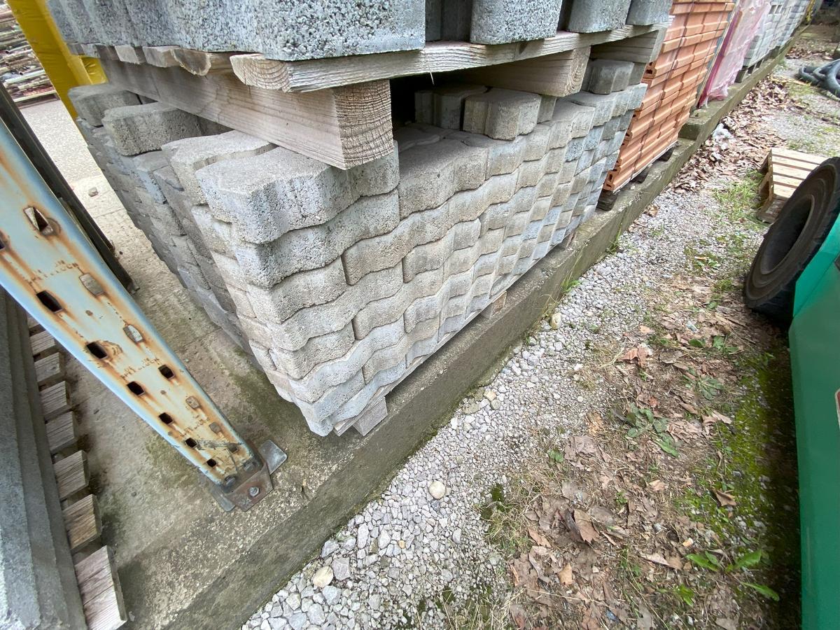 ca. 7m2 Pflastersteine?d=2025-10-29 10:46:41