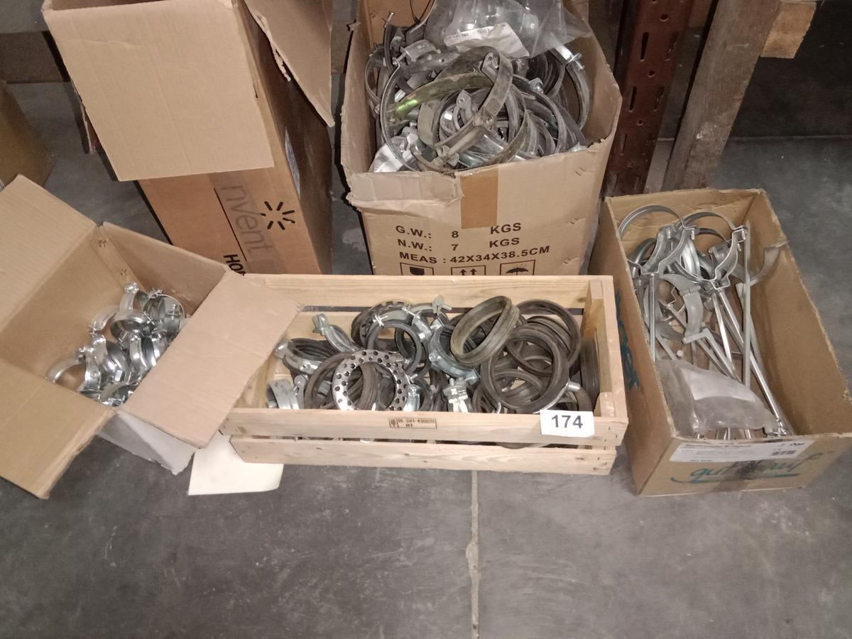 Posten Rohrschellen und Ablaufdistanzhalter