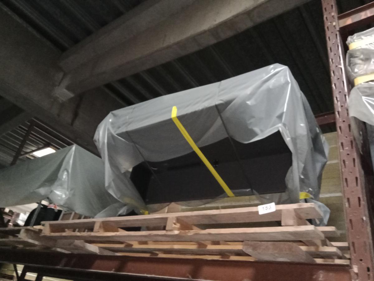 1 Palette diverse Möbel?d=2025-10-29 22:26:35