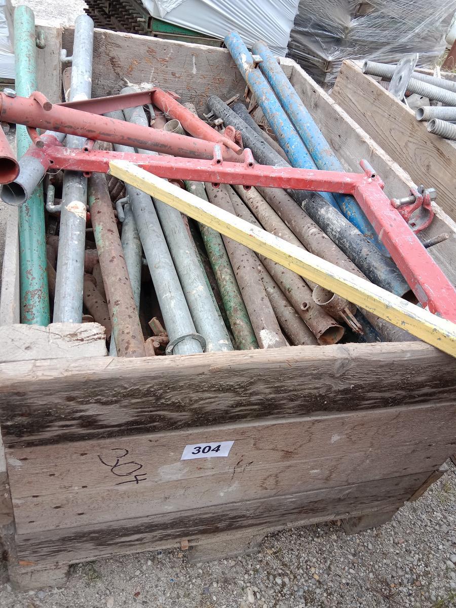 1 Palette mit Gerüst-