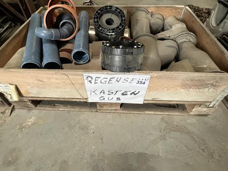 1 Palette Guss-,Regeneinlaufrinnen/Zubehör 1 Palette Guss-,Regeneinlaufrinnen/Zubehör