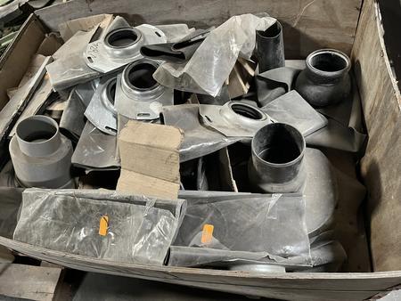 1 Palette mit Kombianschluss-,Manschetten für Flachdach 1 Palette mit Kombianschluss-,Manschetten für Flachdach