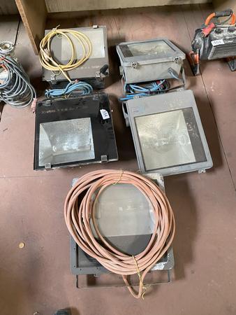 5 Stck Bauscheinwerfer 230 V je ca.400 W