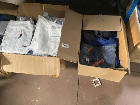 komplette Bestand an Arbeitsbekleidung beschriftet