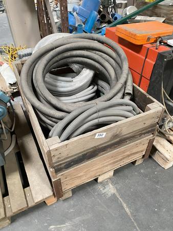 1 Palette mit  Elektriker-,Schluchen