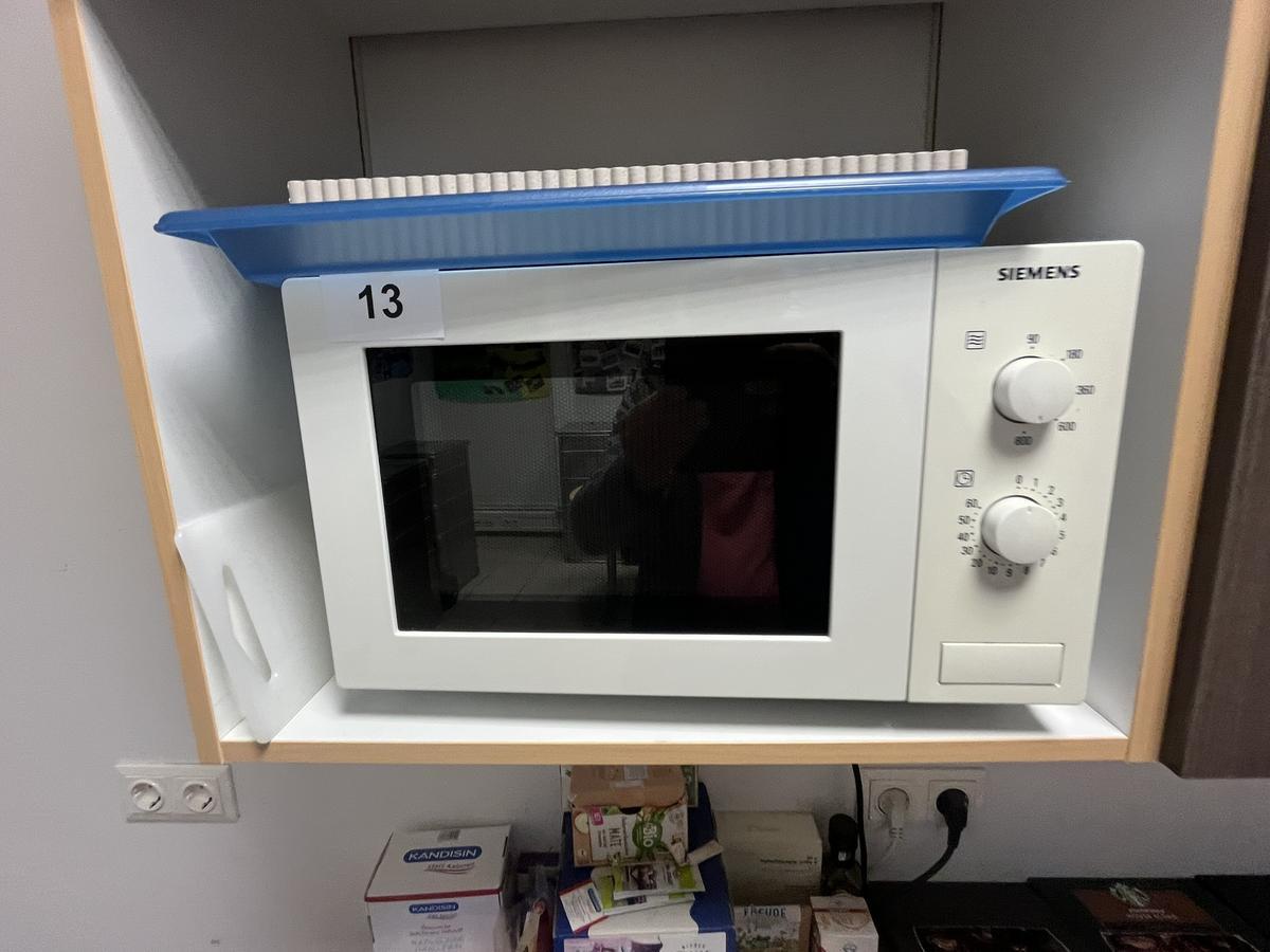 Mikrowelle 230 V?d=2025-11-06 14:53:18