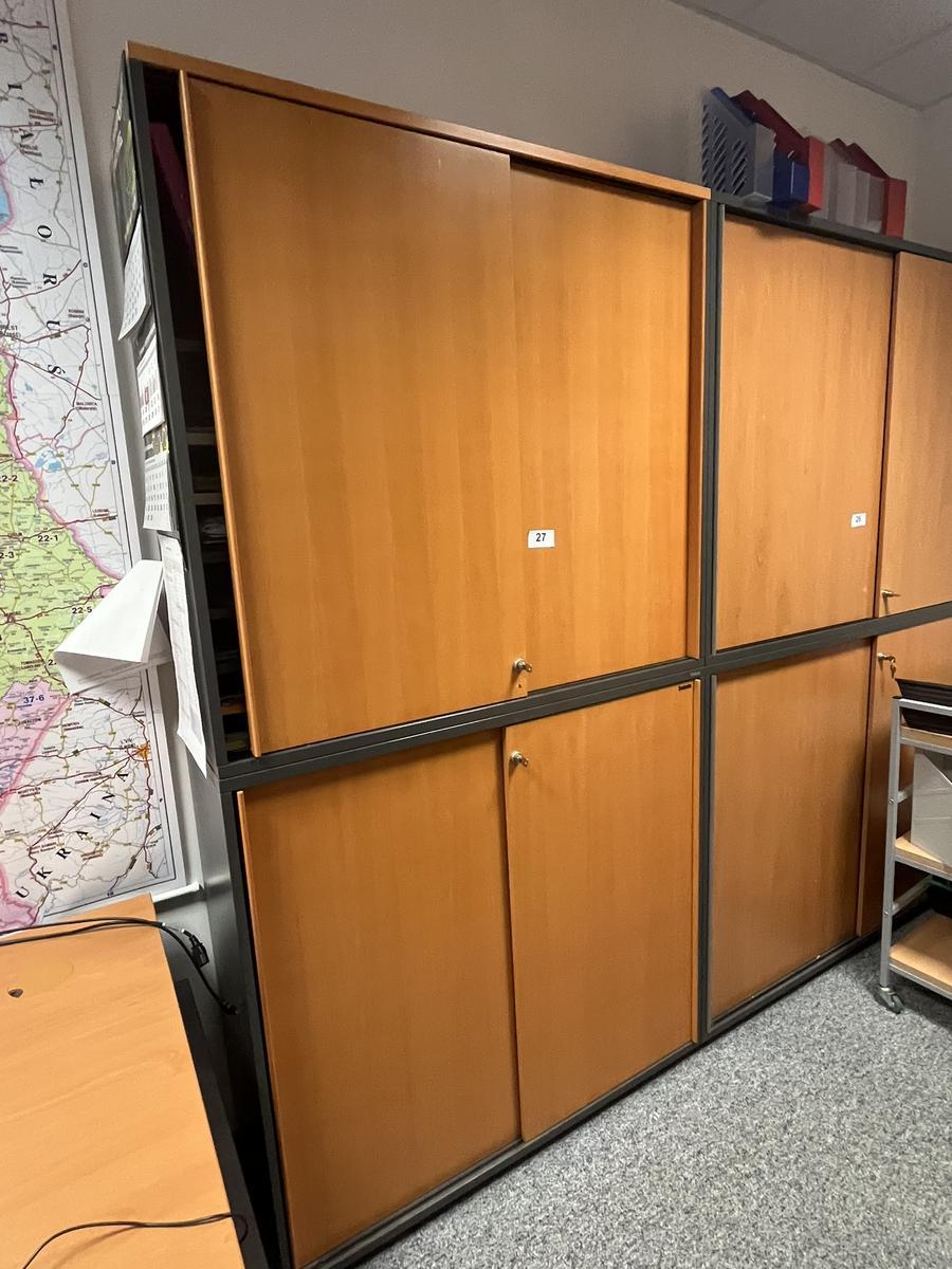 2 Stk. Aktenschränke 120/110 cm?d=2025-11-06 14:54:05