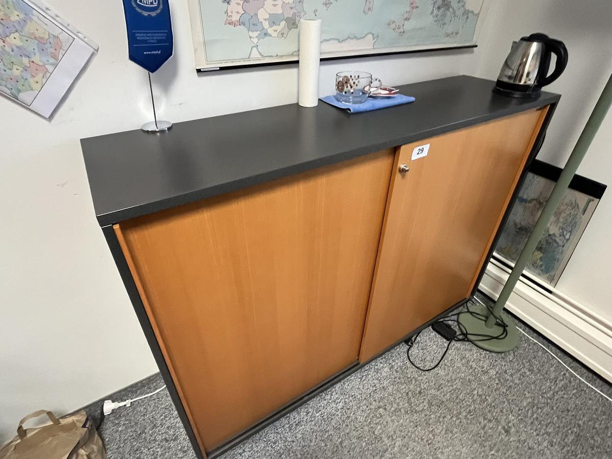 1 Stk. Aktenschrank 160/110 cm?d=2025-11-06 14:54:45