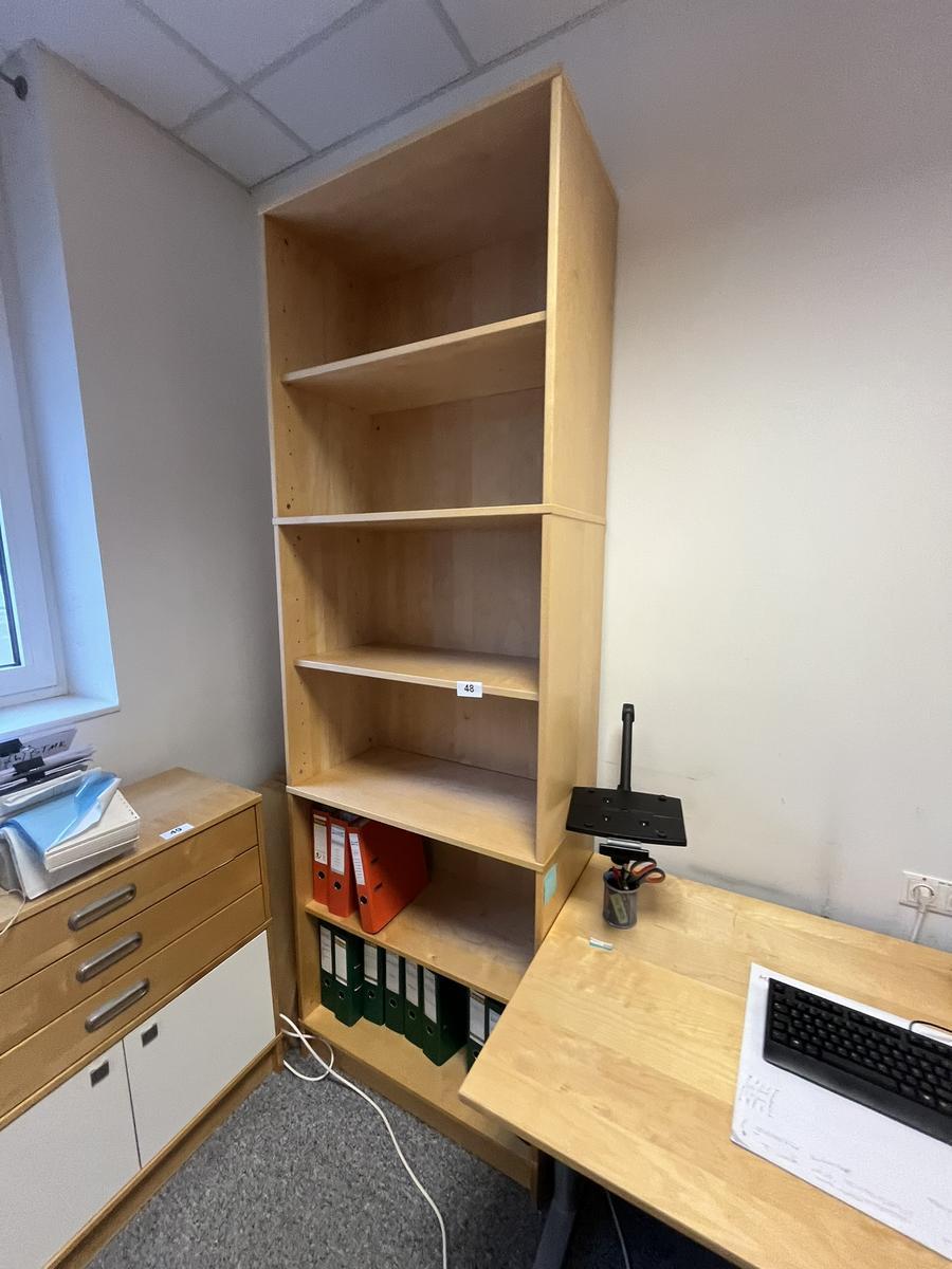 Schrankwand ca. 85/255 cm?d=2025-11-06 14:53:18