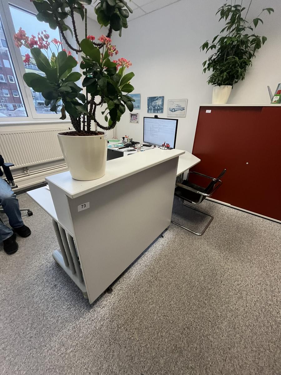 Schreibtisch Winkelkombination mit Sichtblende grau