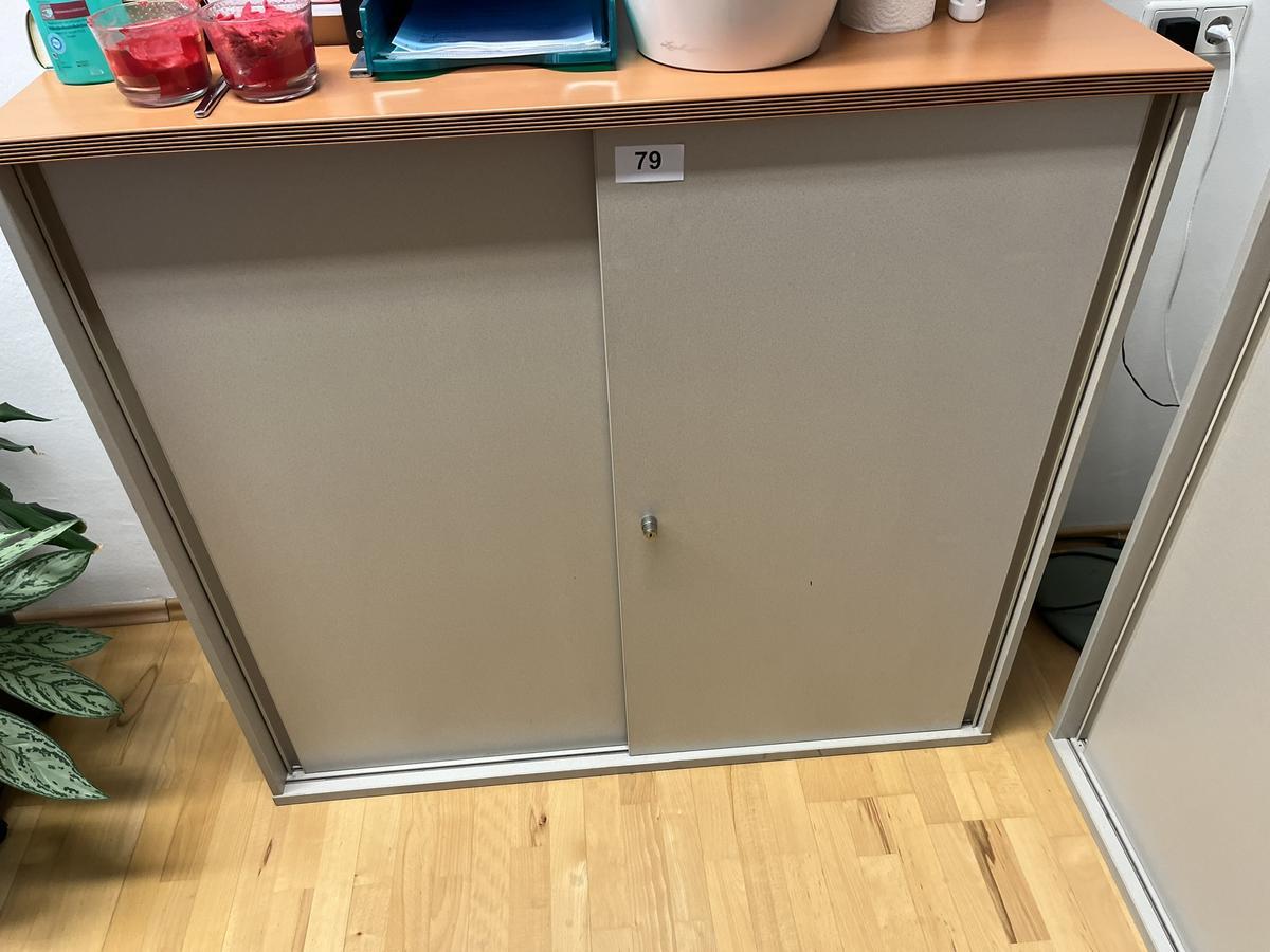 Aktenschrank ca. 120/80 cm?d=2025-11-06 15:00:47