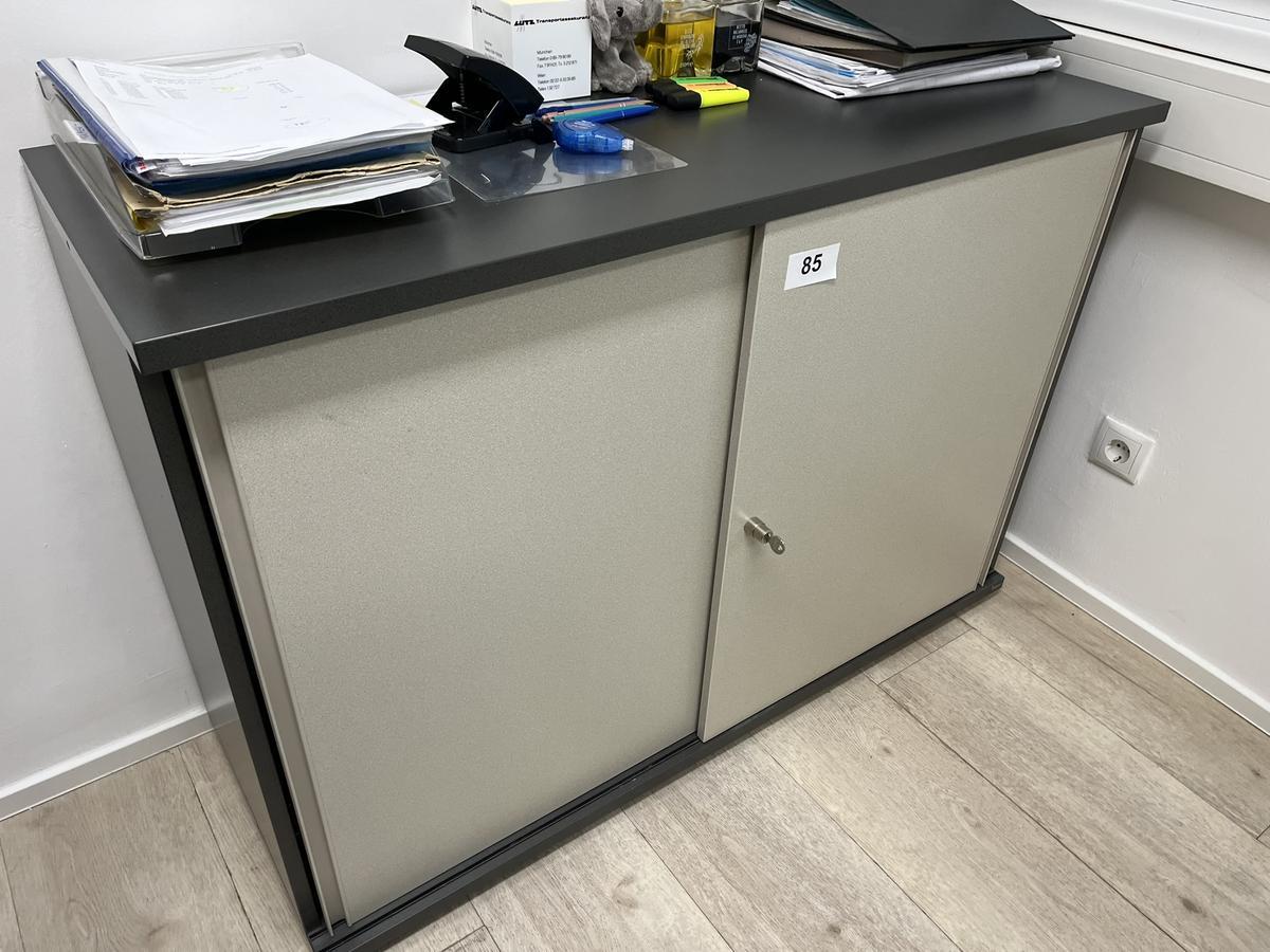 Aktenschrank ca. 120/85 cm?d=2025-11-06 15:00:47