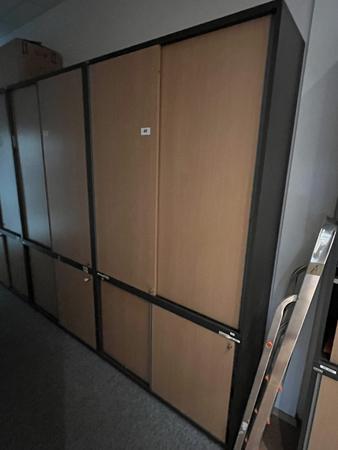 1 Stk.HALI Aktenschrank 120/110 cm plus 1 Stück 120/80 cm 1 Stk.HALI Aktenschrank 120/110 cm plus 1 Stück 120/80 cm