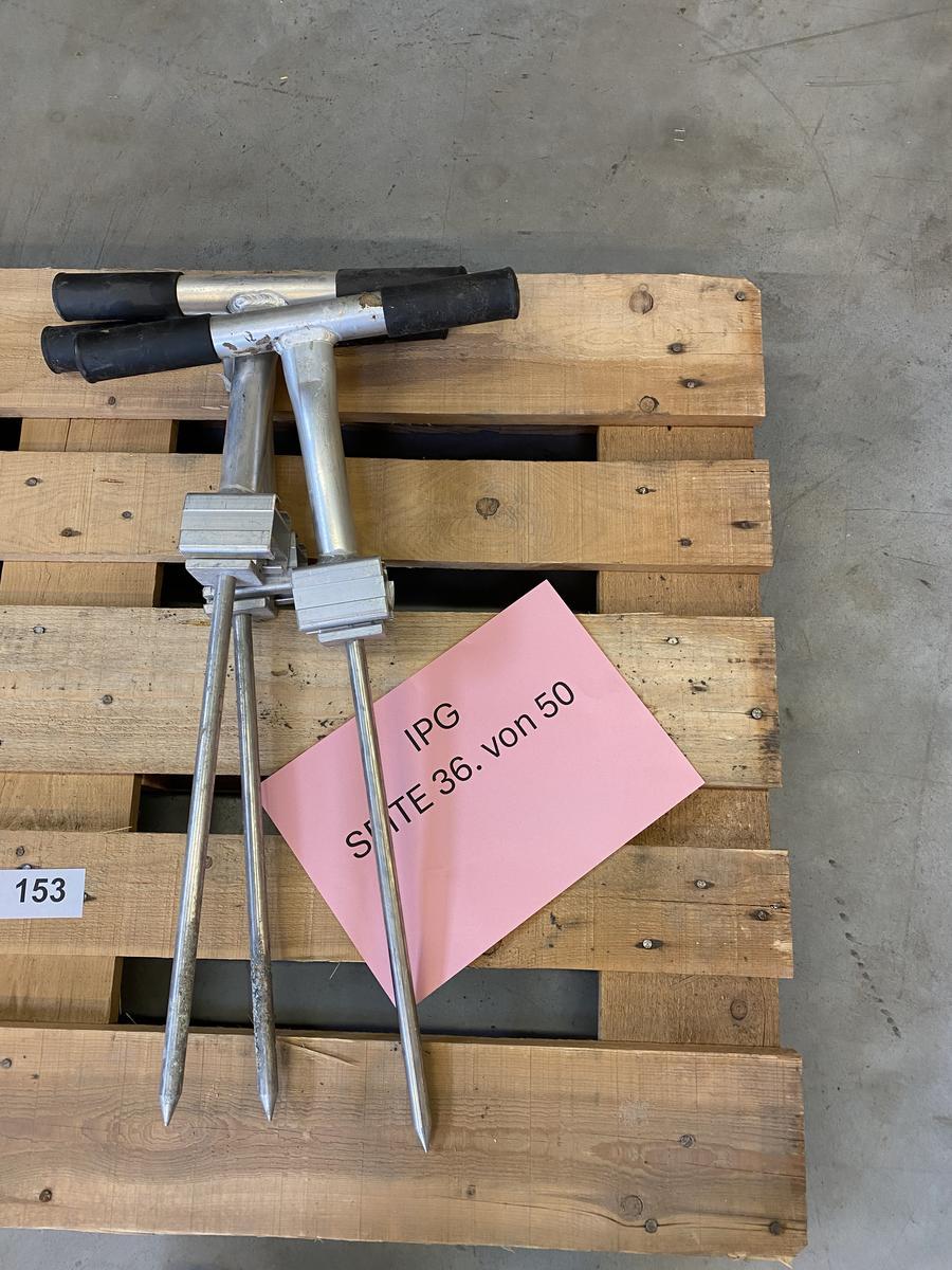 2x Erdnägel für Fußballtore, mit Zughebel?d=2025-11-07 03:47:45