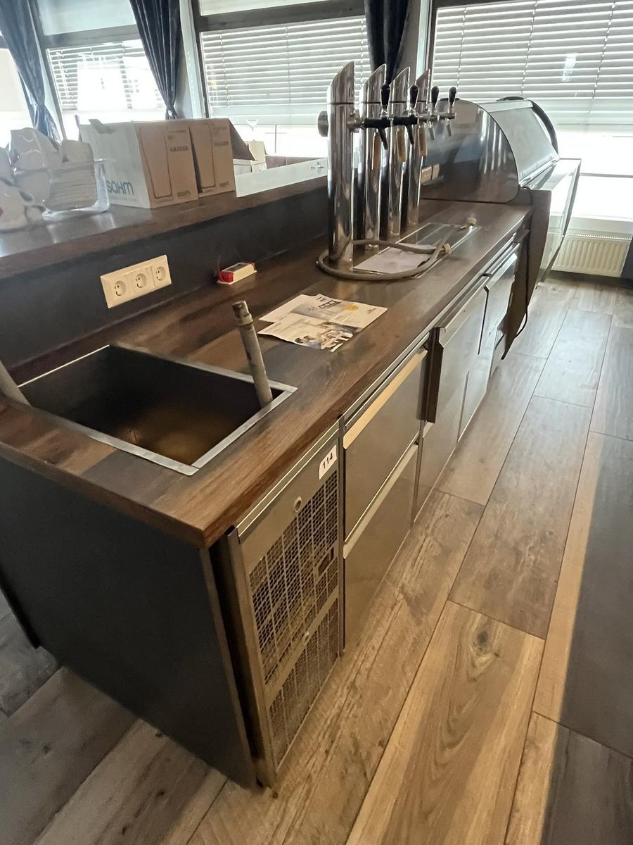 Einbau Kühlpult mit 6 Laden und Schankanlage - inkl. Holzverbau ca. 255/100 cm?d=2025-11-07 21:30:27