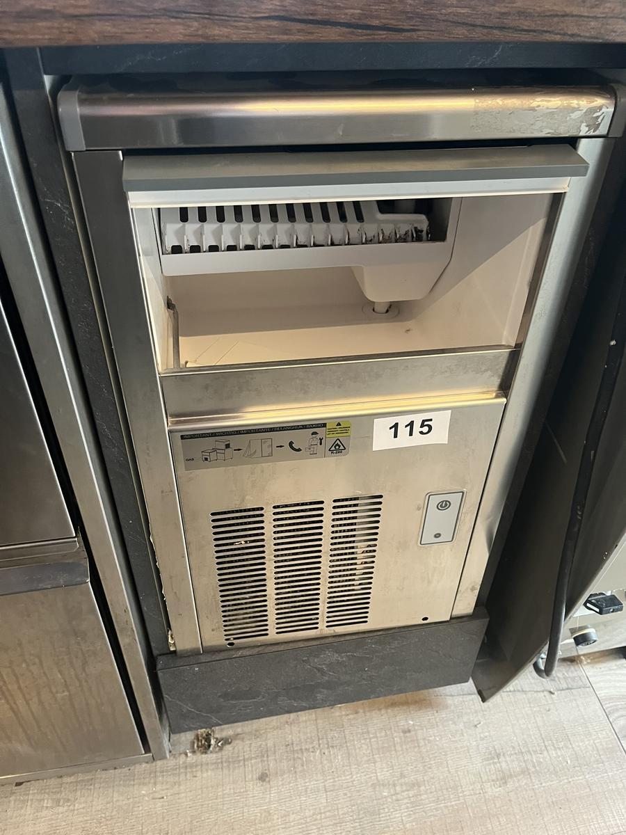 Eiswürfelautomat MAYWAY 35/40/60 cm?d=2025-11-07 19:38:27