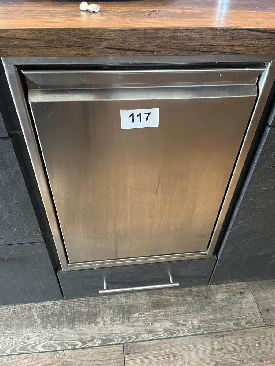 Edelstahl Kippmülleimer?d=2025-11-07 19:43:18