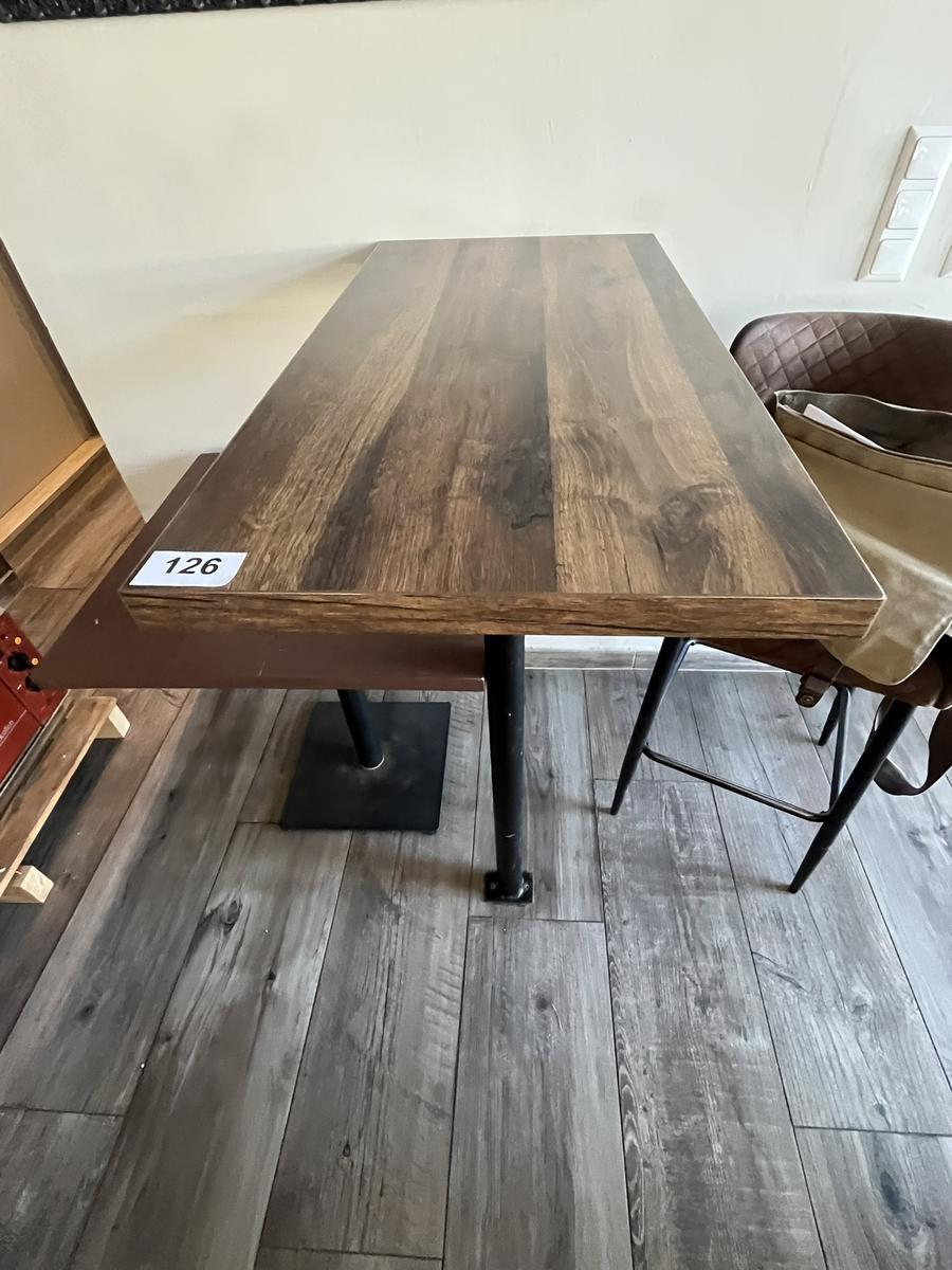 Stehtisch ca. 100/50/115 cm?d=2025-11-07 21:30:25