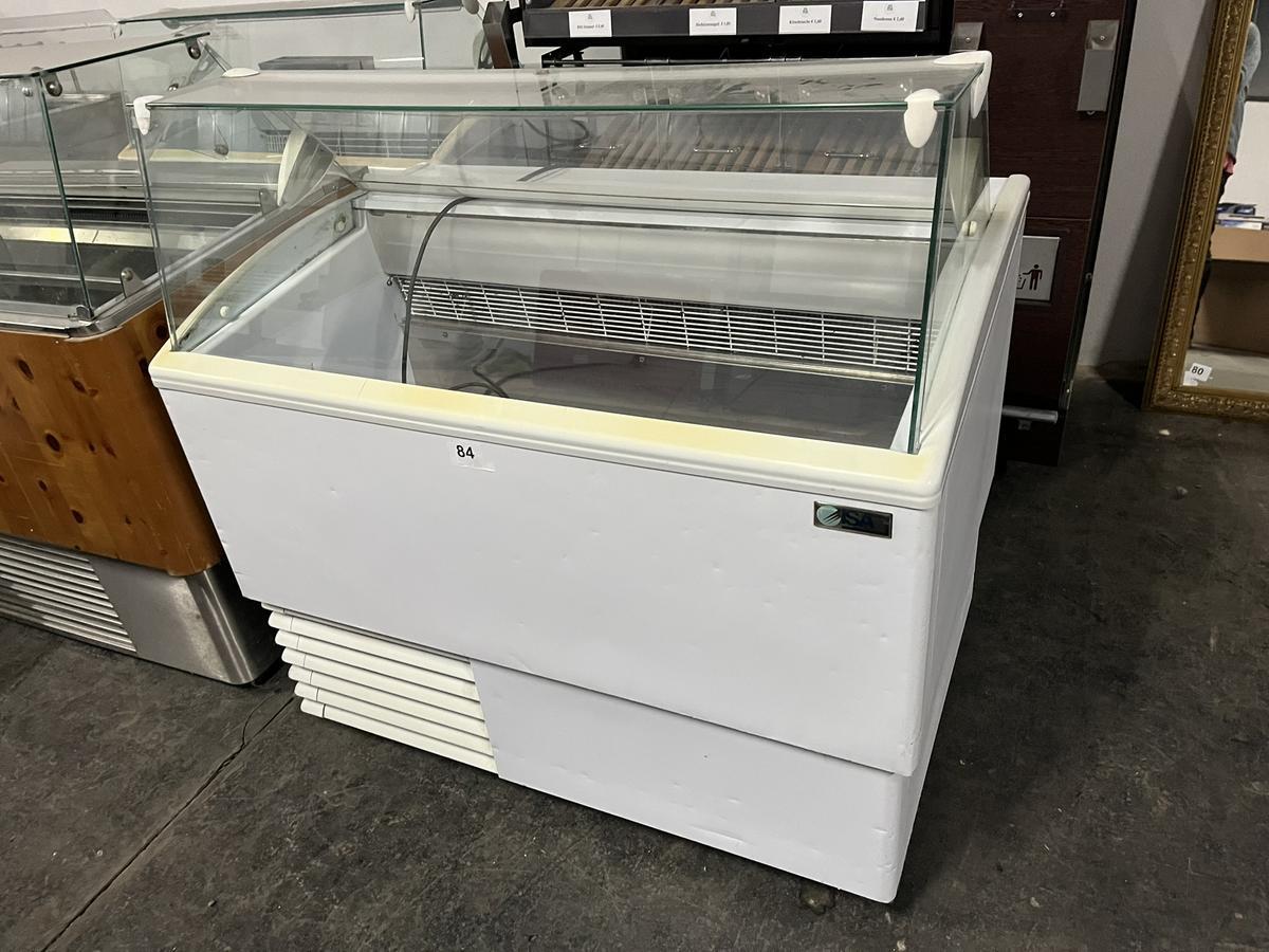 Eisvitrine ISA  ca. 115/75/120 cm