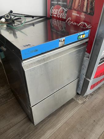 Gläserspülmaschine 60/60/80 cm ohne Korb Gläserspülmaschine 60/60/80 cm ohne Korb