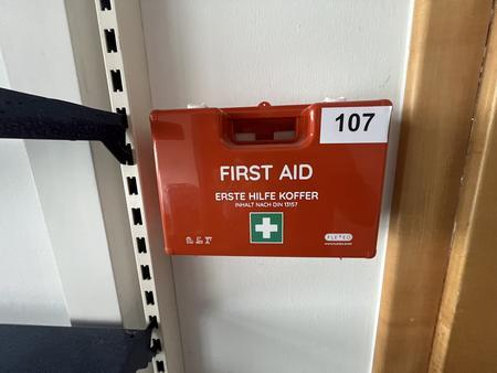 Erste Hilfekasten nach ÖNORM Erste Hilfekasten nach ÖNORM