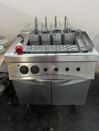 fabriksneue ZANUSSI Elektrofritteuse mit 4 Einsätzen , Elektro 380 V fabriksneue ZANUSSI Elektrofritteuse mit 4 Einsätzen , Elektro 380 V