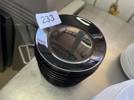 33 Stück Teller 18 cm 33 Stück Teller 18 cm