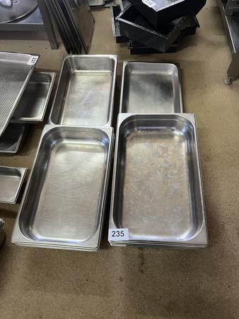 13 Stück GN Behälter GN 1/1 13 Stück GN Behälter GN 1/1