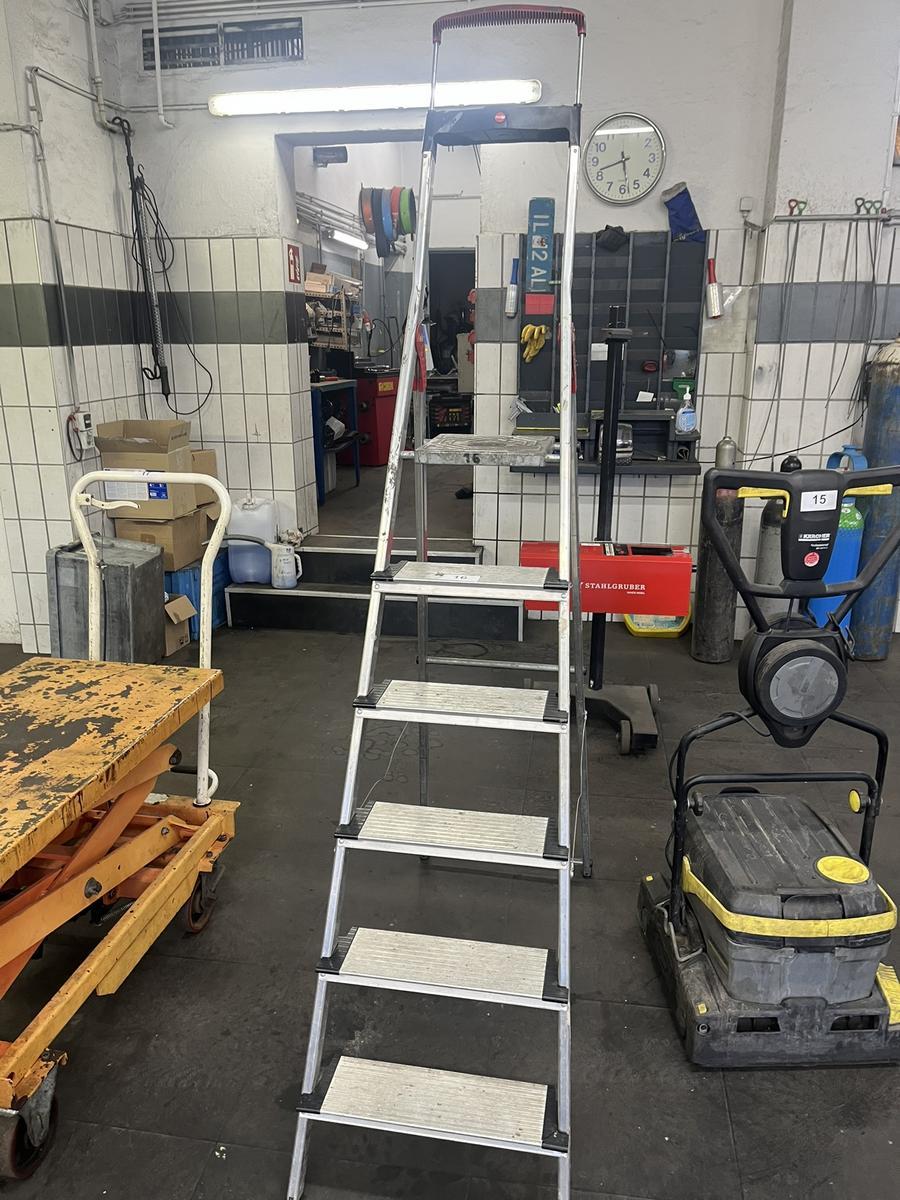 6 stufige Aluleiter?d=2025-11-16 13:06:51