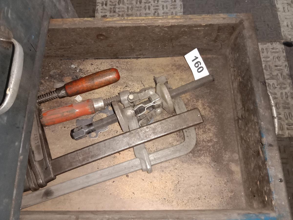 diverse Zwingen?d=2025-11-16 14:45:39