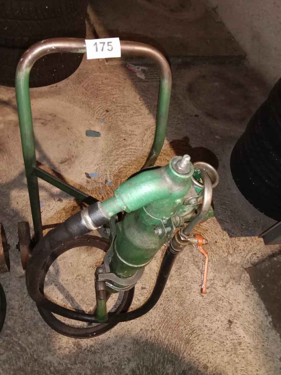 Ölfasspumpwagen?d=2025-11-16 14:45:33