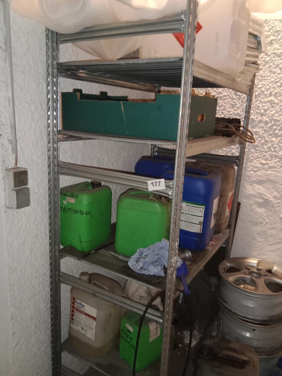 1 Laufmeter Lageregale mit Fachböden?d=2025-11-16 14:45:41