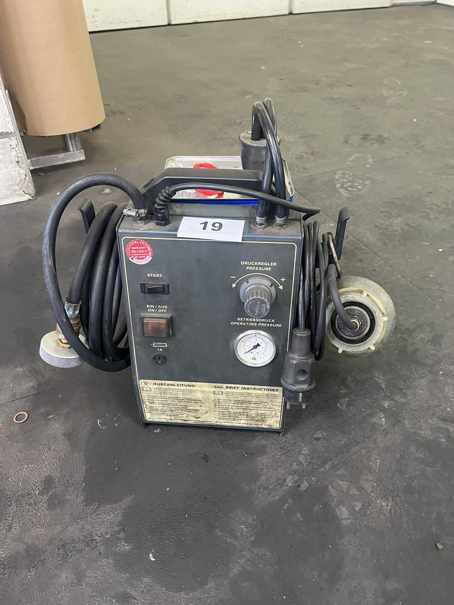 Bremsflüssigkeitsfüllgerät Technis P 4?d=2025-11-16 13:03:53