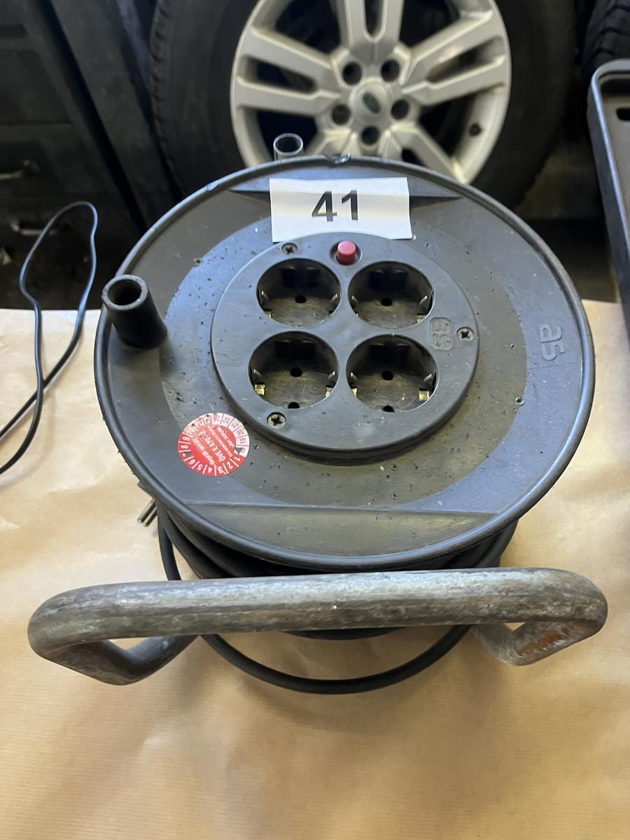 Kabeltrommel ca. 25 m?d=2025-11-16 13:03:55