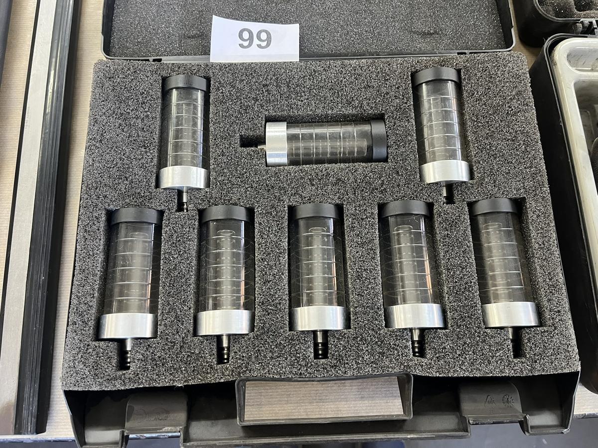 2 Stk. Leckölprüfgerät MB in Kassette, 1 x 611589032100 und 1 x 611589042100