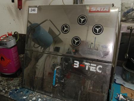 SATA B-TEC Pistolenwaschanlage automatisch SATA B-TEC Pistolenwaschanlage automatisch