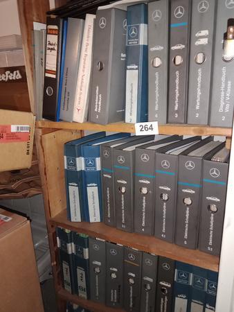 komplette Regalbestand an MB Handbüchern komplette Regalbestand an MB Handbüchern