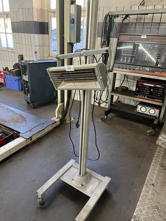 Infrarotstrahler mit 2 Strahlern Infrarotstrahler mit 2 Strahlern