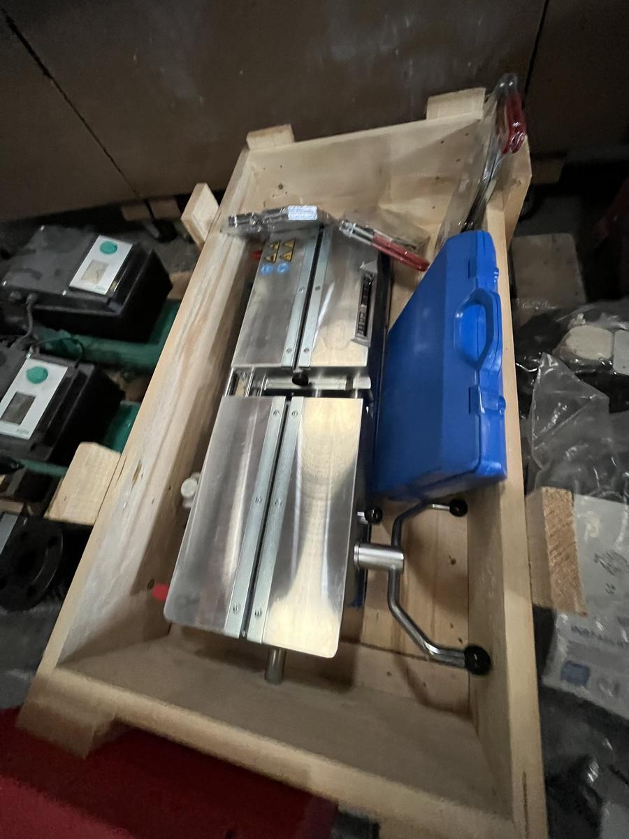 Air Liqiude Basecontrol Armatur neu?d=2025-11-29 10:19:27