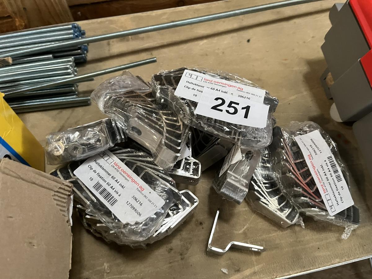 Posten Halteklammern