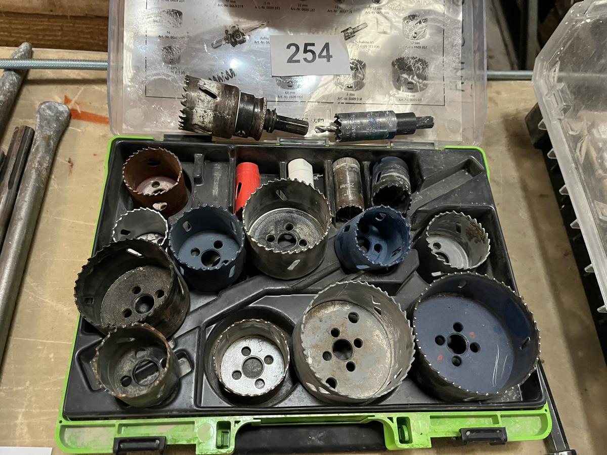 PVC Koffer mit Lochkreisbohrern?d=2025-11-29 10:18:42