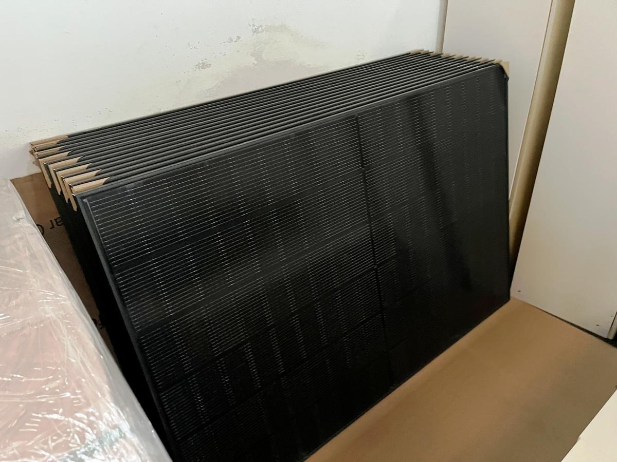 36 Stück SUNPRO PV Doppelglasmodule 435 W schwarz/schwarz mit Werksgarantie?d=2025-11-29 10:19:14