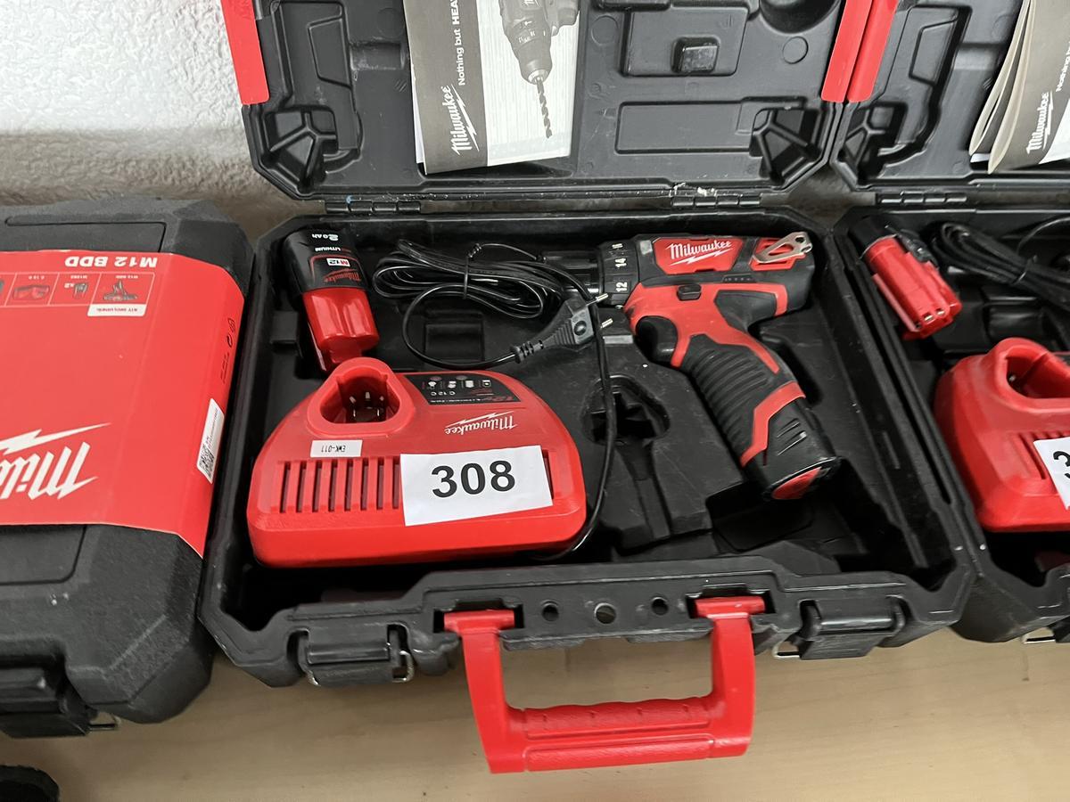 Milwaukee Akku-,Bohrschrauber M 12 BDD 202 C im Koffer?d=2025-11-29 10:55:25