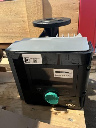 WILO STRATOS MAXO 40/0.5-4 Umwlzpumpe