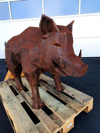 Wildschwein Skulptur aus Cortenstahl, handgefertigt, ca. 35kg, Abmessung rund L 120 / B 50 / H 80 cm, Wandstärke 1.5mm Wildschwein Skulptur aus Cortenstahl, handgefertigt, ca. 35kg, Abmessung rund L 120 / B 50 / H 80 cm, Wandstärke 1.5mm