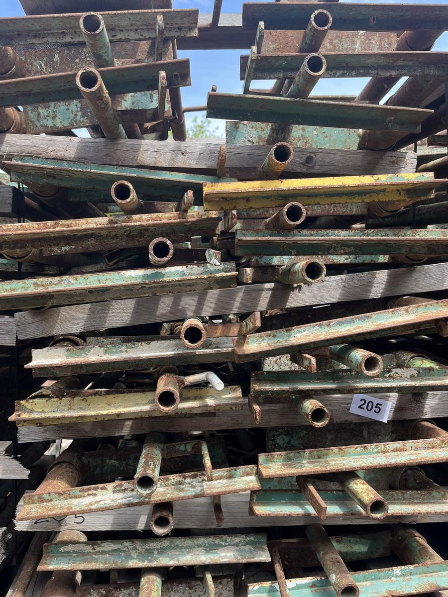 40 Stück EKRO Zwingen?d=2025-11-23 14:55:41